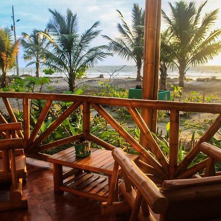 Seaside Garden Ecolodge Mompiche ภายนอก รูปภาพ